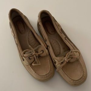 I27 Sperry top sider boat shoe
